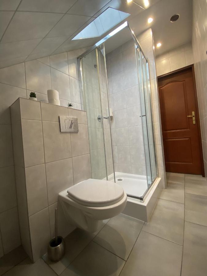 Restauracja Zacisze Lesne Noclegi Knurów Exterior foto