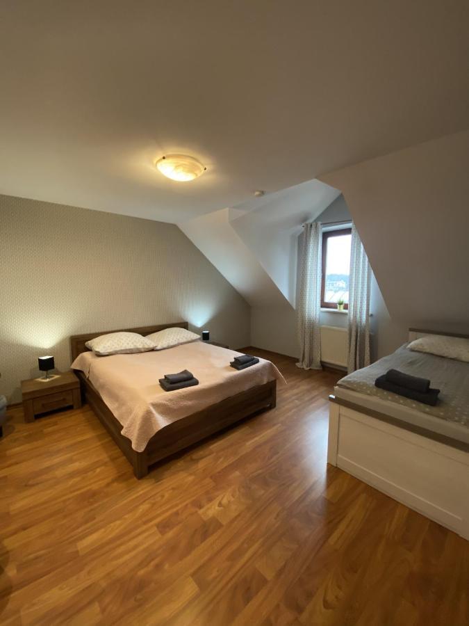 Restauracja Zacisze Lesne Noclegi Knurów Exterior foto